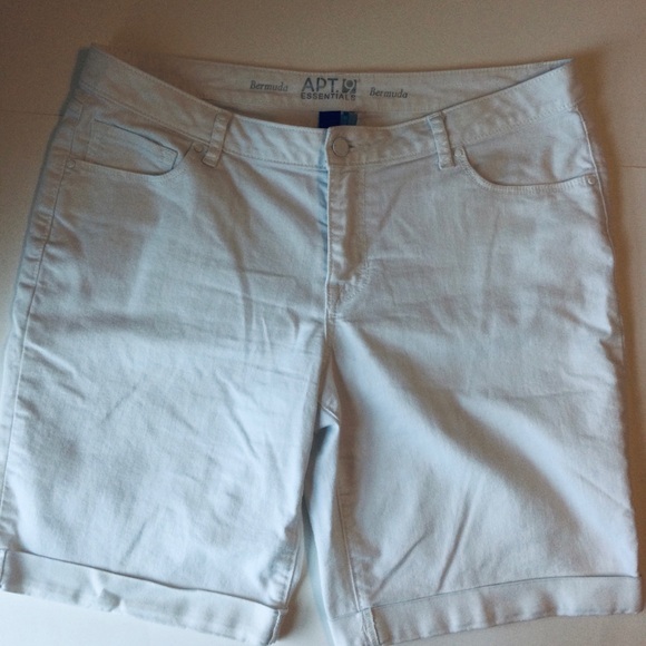 Apt. 9 Pants - Apt. 9 Women's White Bermuda Shorts Size 14